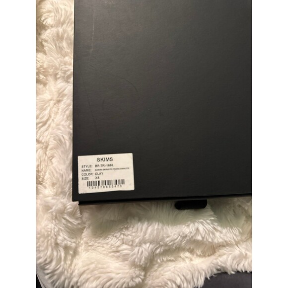 SWAROVSKI x SKIMS NWT Diamond Encrusted Triangle Bralette - Picture 4 of 4